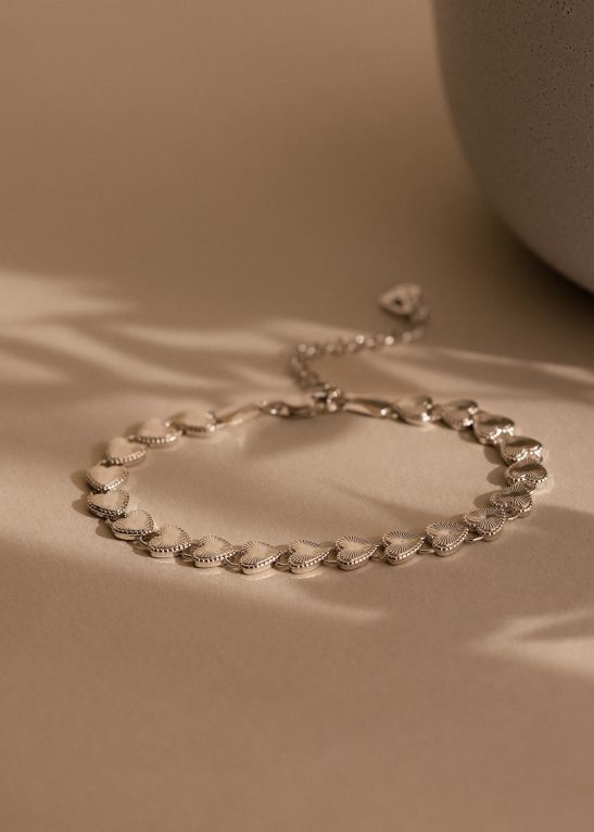 Ribbed Heart Link Bracelet
