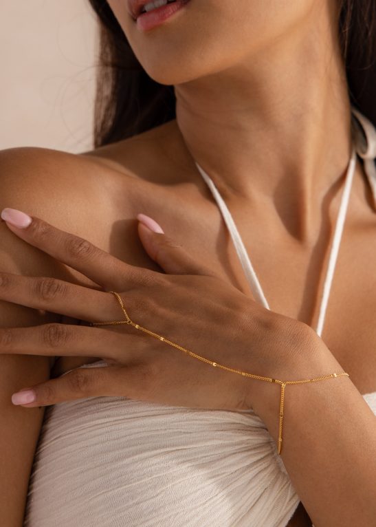 Star Curb Hand Chain Bracelet
