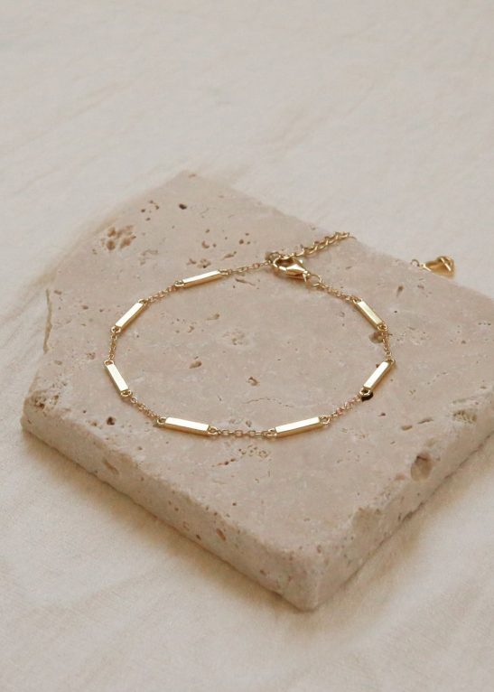 Abby Bar Link Bracelet
