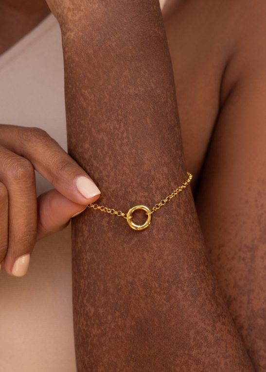 Rolo Circle Charm Bracelet