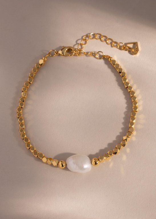 Pearl Charm Beaded Bracelet