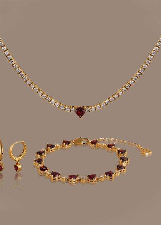 Garnet Diamond Heart Jewelry Set in 18K Gold